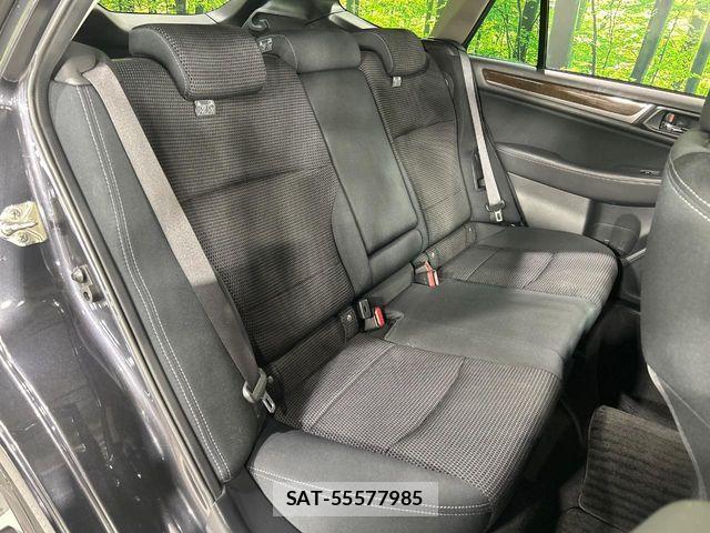 Subaru OUTBACK 2018-02 8780811-17