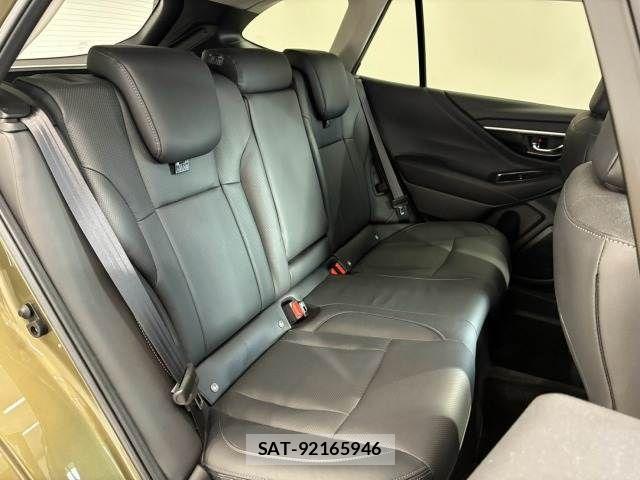 Subaru OUTBACK 2023-11 8796421-11