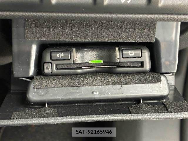 Subaru OUTBACK 2023-11 8796421-7