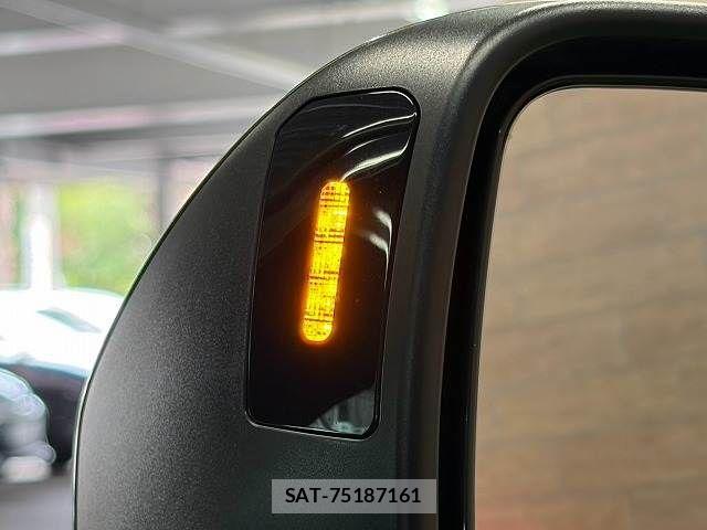 Subaru OUTBACK 2023-05 8796418-9