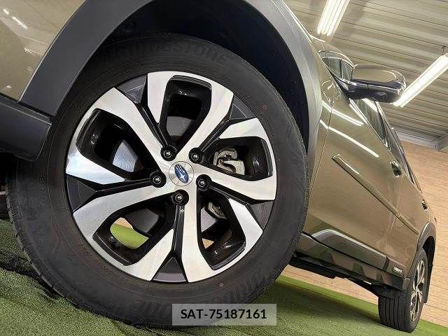 Subaru OUTBACK 2023-05 8796418-18