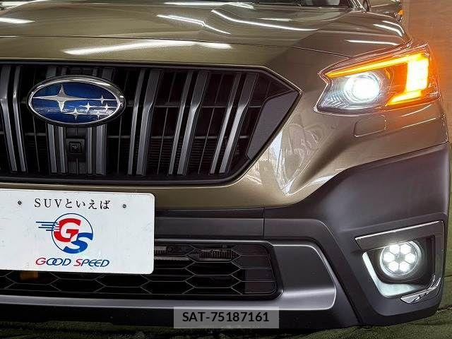 Subaru OUTBACK 2023-05 8796418-19