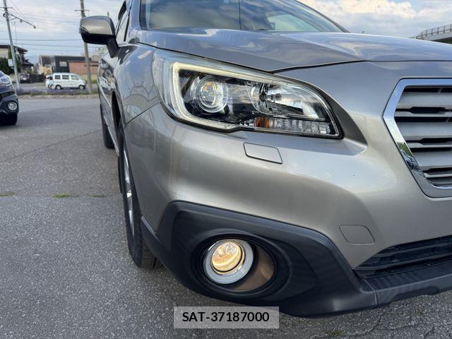 Subaru OUTBACK 2015-02 8796425-27