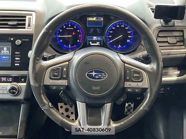 Subaru OUTBACK 2017-08 8829871-12