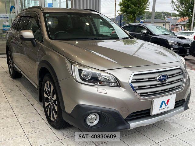 Subaru OUTBACK 2017-08 8829871-17