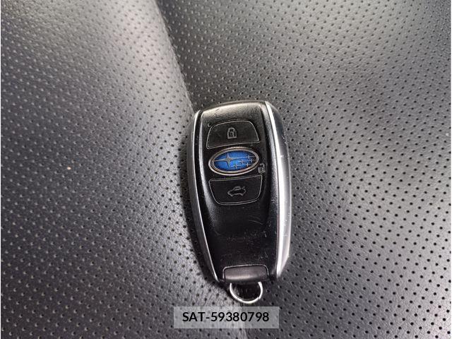 Subaru OUTBACK 2018-03 8849541-13