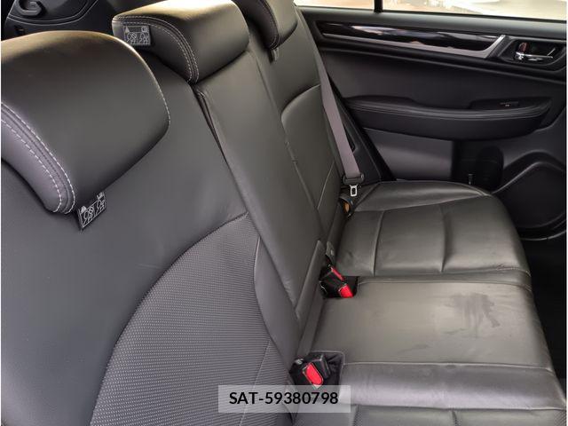Subaru OUTBACK 2018-03 8849541-14