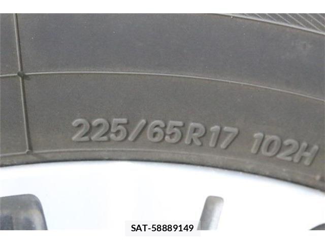 Subaru OUTBACK 2017-12 8849542-21