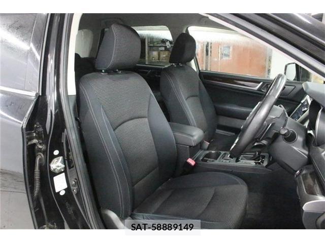 Subaru OUTBACK 2017-12 8849542-26