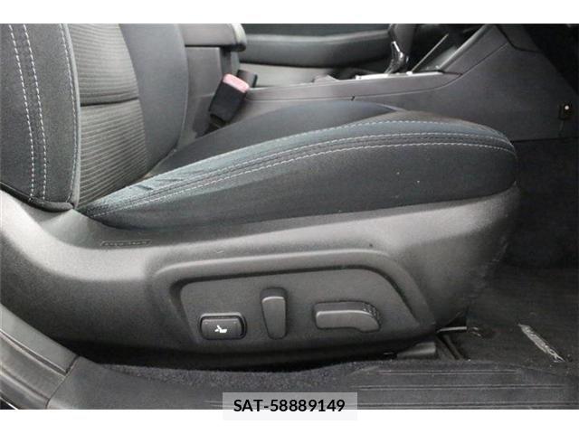 Subaru OUTBACK 2017-12 8849542-27