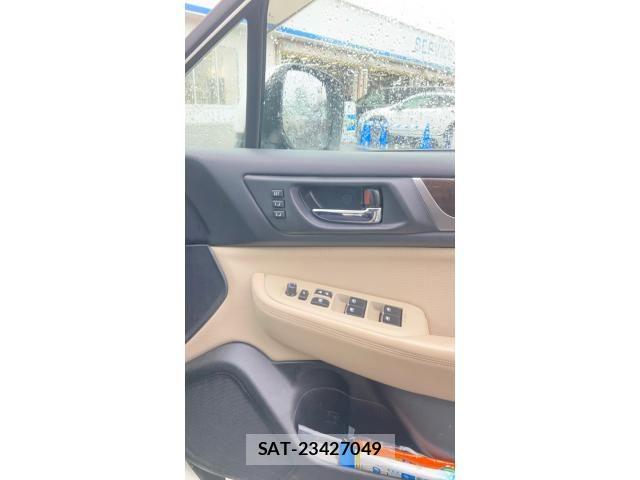 Subaru OUTBACK 2015-03 8849545-19