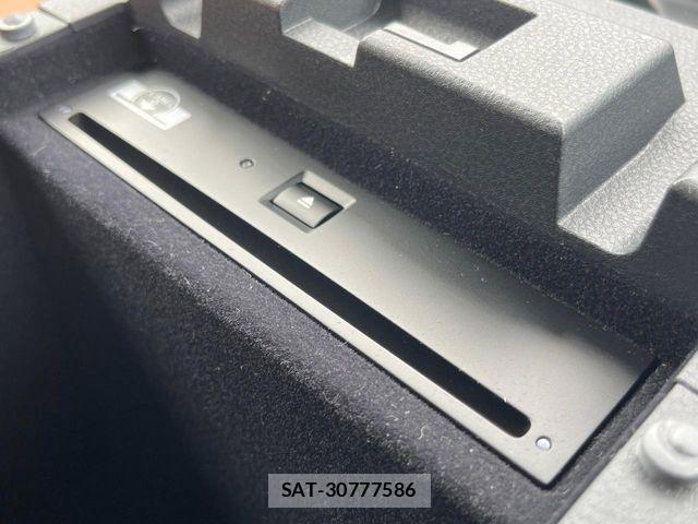 Subaru OUTBACK 2022-03 8871318-6