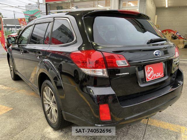 Subaru OUTBACK 2011-09 8880430-2