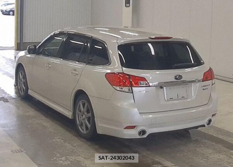 Subaru LEGACY TOURING WAGON 2013-02 4082083-2