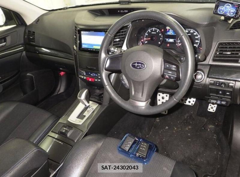 Subaru LEGACY TOURING WAGON 2013-02 4082083-4
