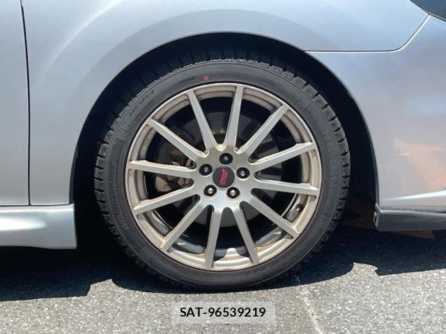 Subaru LEGACY TOURING WAGON 2013-02 1184829-3