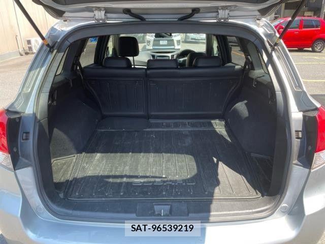 Subaru LEGACY TOURING WAGON 2013-02 1184829-7