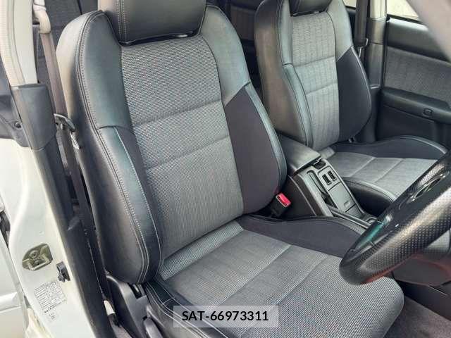 Subaru LEGACY TOURING WAGON 2000-02 2081545-11