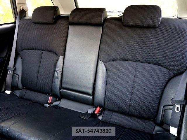 Subaru LEGACY TOURING WAGON 2012-12 2350408-27