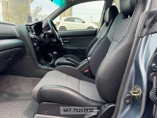 Subaru LEGACY TOURING WAGON 2000-02 6752205-17
