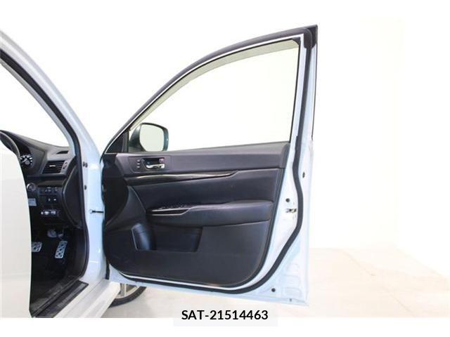 Subaru LEGACY TOURING WAGON 2013-06 6907477-28