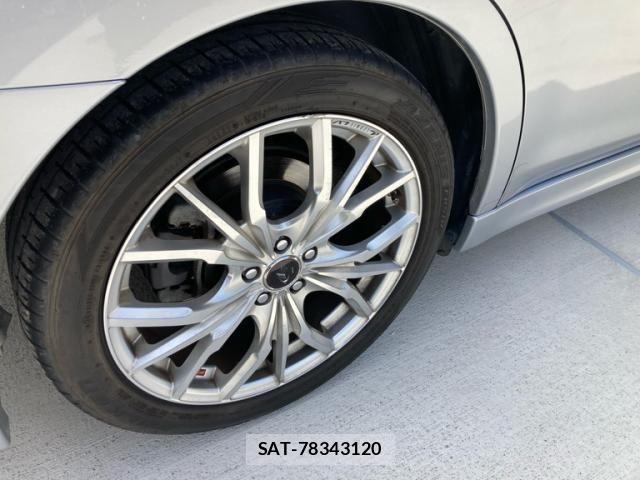 Subaru LEGACY TOURING WAGON 2011-09 7220758-7