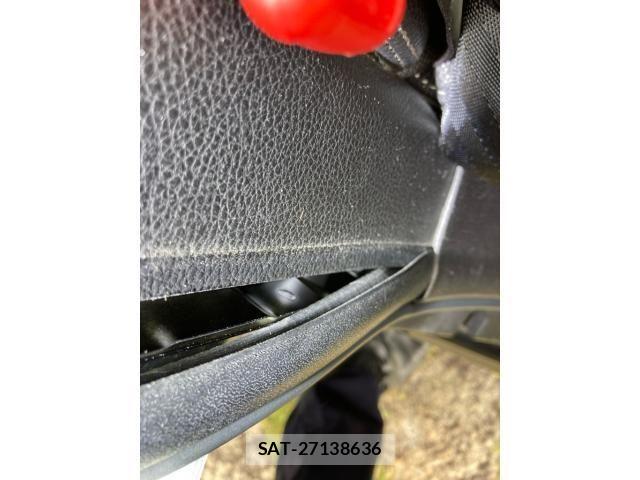 Subaru LEGACY TOURING WAGON 2010-03 7251286-18