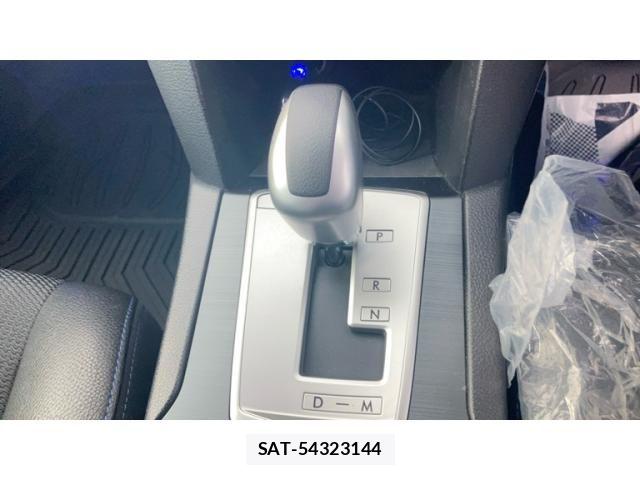 Subaru LEGACY TOURING WAGON 2012-10 7272186-17
