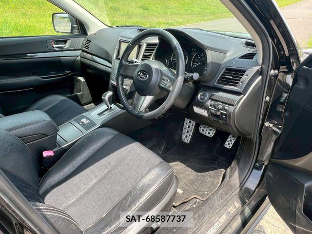 Subaru LEGACY TOURING WAGON 2010-11 7358422-19