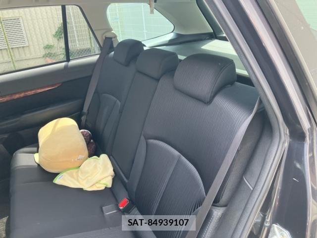 Subaru LEGACY TOURING WAGON 2010-11 7358424-9