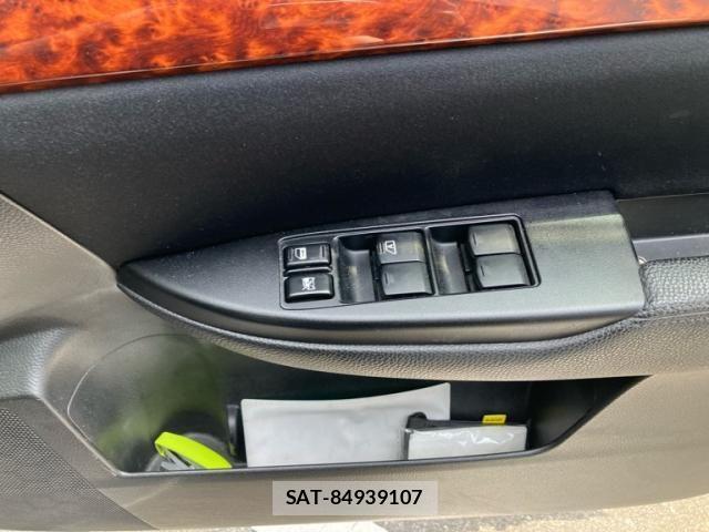 Subaru LEGACY TOURING WAGON 2010-11 7358424-12