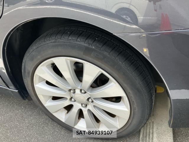 Subaru LEGACY TOURING WAGON 2010-11 7358424-6