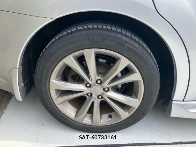 Subaru LEGACY TOURING WAGON 2013-08 7392624-5