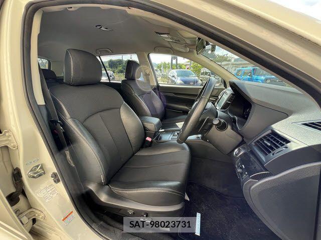 Subaru LEGACY TOURING WAGON 2014-01 7617545-3