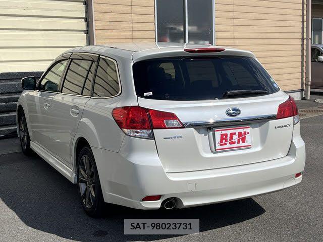 Subaru LEGACY TOURING WAGON 2014-01 7617545-8