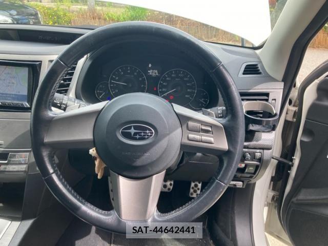 Subaru LEGACY TOURING WAGON 2011-12 7617563-17