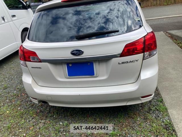 Subaru LEGACY TOURING WAGON 2011-12 7617563-4