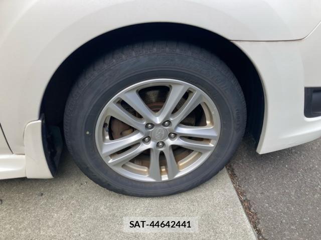 Subaru LEGACY TOURING WAGON 2011-12 7617563-7