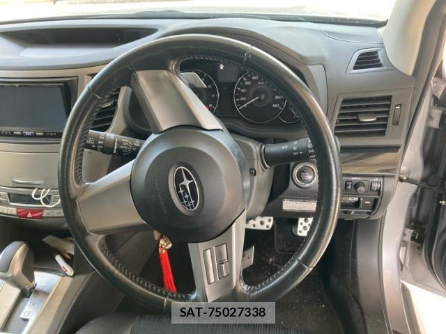 Subaru LEGACY TOURING WAGON 2011-10 7617553-9