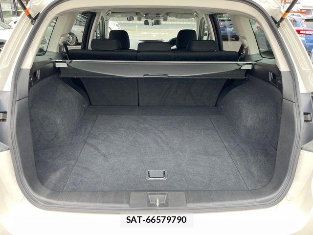 Subaru LEGACY TOURING WAGON 2012-06 7617546-11