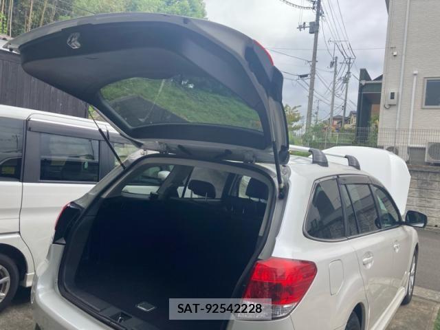 Subaru LEGACY TOURING WAGON 2012-11 7877267-13