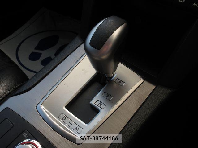 Subaru LEGACY TOURING WAGON 2011-09 8074291-15