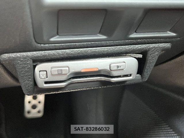 Subaru LEGACY TOURING WAGON 2014-03 8100061-15