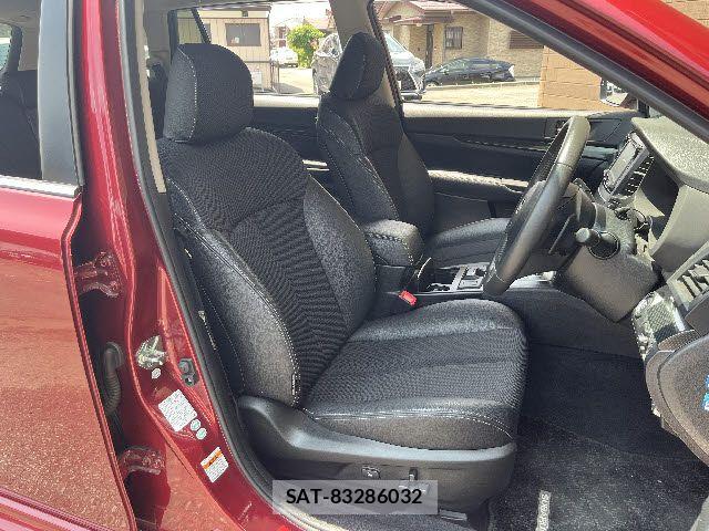 Subaru LEGACY TOURING WAGON 2014-03 8100061-3