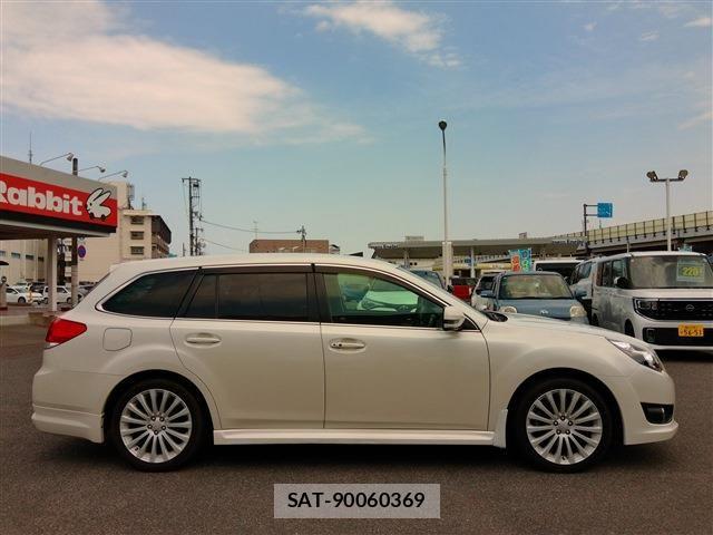 Subaru LEGACY TOURING WAGON 2010-08 8100066-11