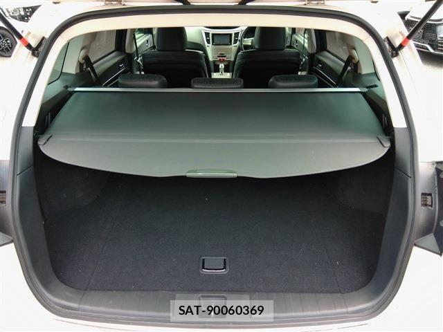 Subaru LEGACY TOURING WAGON 2010-08 8100066-17