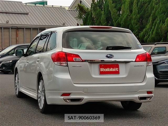 Subaru LEGACY TOURING WAGON 2010-08 8100066-1