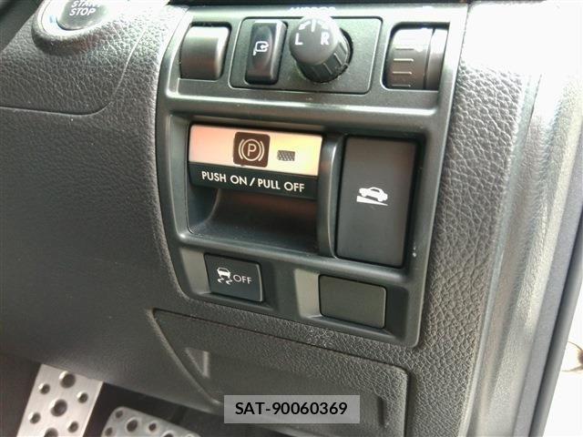 Subaru LEGACY TOURING WAGON 2010-08 8100066-27