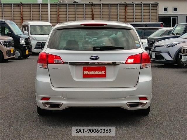 Subaru LEGACY TOURING WAGON 2010-08 8100066-7