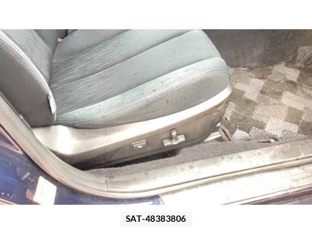 Subaru LEGACY TOURING WAGON 2013-03 8100065-17